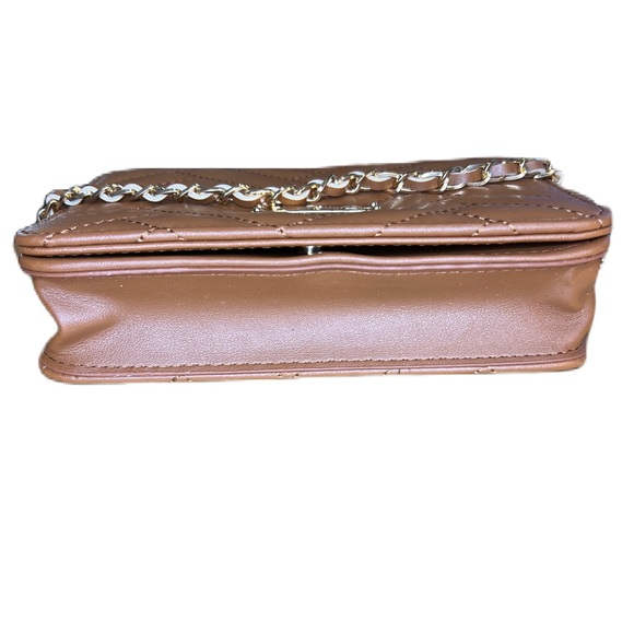 bebe Sophia chain crossbody - Picture 4 of 16